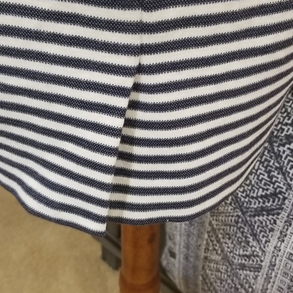 NWOT Ann Taylor Striped Pencil Skirt - Picture 4 of 6